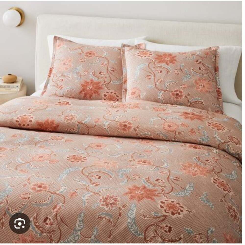 West Elm Batik Floral Duvet Cover Petal Pink Full Queen 100% Cotton DUVET ONLY